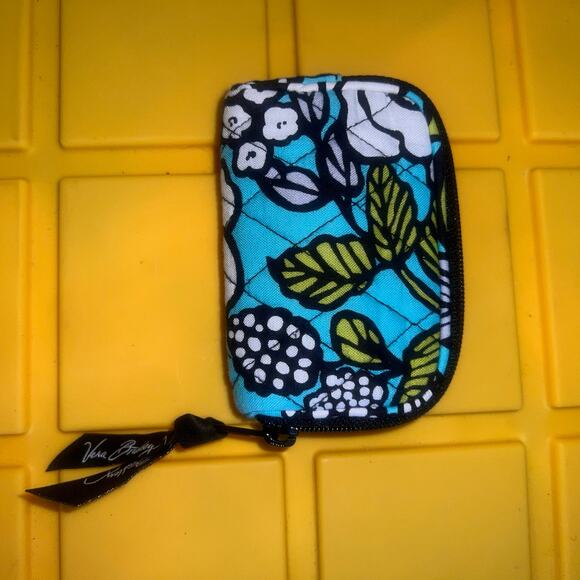 Vera Bradley Key Ring Pouch - Picture 1 of 4